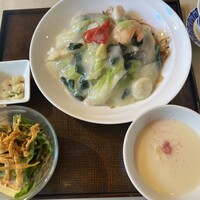 礼華 - 