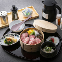 大和牛まぶし　赤身たたき