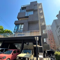 シブ ニシナカス - 