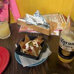 JUNK FOOD KOBE - コロナビール、ナチョス、オレンジジュース