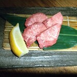 まる良炭火焼肉 - 