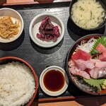 まぐろ食堂 七兵衛丸 - 