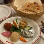 トルコレストラン イスタンブールGINZA - 前菜4種盛り