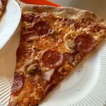 Henry's PIZZA - 