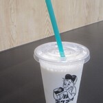 GOKU GOKU - ドリンク写真:完熟バナナミルク М