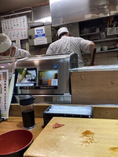 Tsukiji Hamashigezushi - 