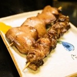 鶏嘉 - 2014.2 白レバー串（150円）、つなぎ串（250円）