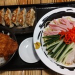 麺屋 はやたろう - 冷やし中華、ソースかつ丼、浜松餃子（５ヶ）