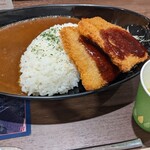 名水茶屋 大野三昧 - 遊びのない ダムカレー +ソースかつ