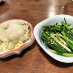 Tokuda Saketen - 白菜の麹漬け、おつまみネギ