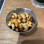 げつようび - カシューナッツテルダーラ　300円