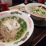 金町製麺 - '14/02/28 塩中華そばハーフ（650円）＆納豆味噌そばハーフ（700円）