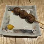 Hakata Yasai Makikushi Hyo-Gemon - 鶏つくね串