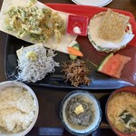 しらすや - しらすづくし定食　2,100円