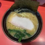 横浜ラーメン 真砂家 - ラーメン並　￥850