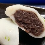 花京院市場 - たっぷりの粒あんが入っています♡