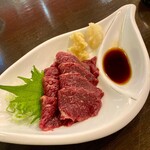 東都庵 - 馬刺し