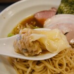 中華そば うお静 - ワンタン