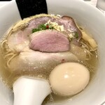 淡麗拉麺 己巳 - 鴨×鶏×豚 きのこ香る特製淡麗塩ラーメン