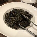 創作ダイニング アタラッシア - イカスミのスパゲッティ　1,250円