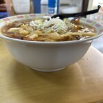 藤よし - とろみモヤシラーメン中盛(横から撮影)