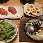 鳥貴族 姫路駅前2号店 - ・冷やしトマト
                                ・国産枝豆
                                ・味付け煮卵
                                ・ふんわり山芋の鉄板焼
