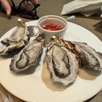 COLONIAL BEACH 横浜ハンマーヘッド - 