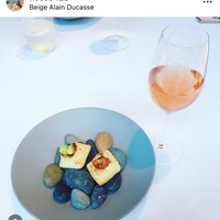 ベージュ アラン・デュカス 東京 - 