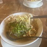 ラーメン大学 - こて味噌麺リフト