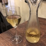 Atarassia - 白ワイン（ボトル）2,000円