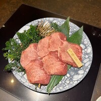 飛騨牛一頭家 馬喰一代 長良本家 - 