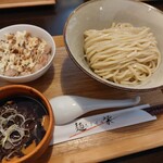 Mensutairu Shiba - 鶏とろ味噌つけ麺(麺大盛)+炙りマヨトリチャーシュー丼