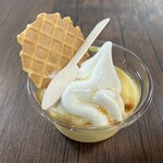 六甲山牧場 - プリン＆ソフトクリーム