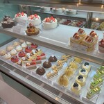 PATISSERIE Leafrich - 