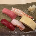 鮨処藤 - ・中トロ ・赤身漬け ・花海老 ・玉子焼き ・炙ったキンキ