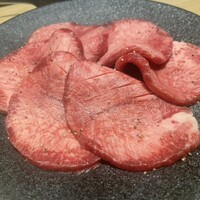 神楽坂焼肉 Kintan - 熟成牛タン