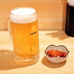 Tompei - 生ビール、(お通し)キムチ