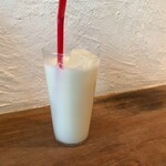 三燈舎 - ラッシー