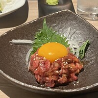 近江うし 焼肉 にくTATSU 青山本店 - 