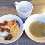 綺楽文旅 開封館 - 朝食バイキング（連れがとった料理）