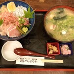 伊豆海鮮 どんぶりや - 料理写真: