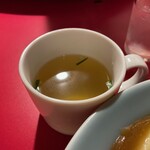 南海飯店 - 中華丼のスープ