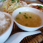 中華料理忠峰 - 卵スープ