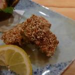 玄斎 - 新子と葉ごぼうの道明寺粉筏揚げ