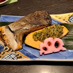 海鮮炉端船栄 高田店 - サクラマスの塩焼き・味噌焼き
