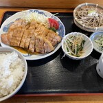 力鶴 - 焼肉定食