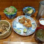 ふぐと沖縄 あら垣 - とらふぐ唐揚げ定食