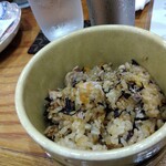 ふぐと沖縄 あら垣 - じゅーしー(沖縄炊き込みご飯)