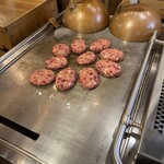 NOMI RESTAURANT - 猪、鹿、豚ハンバーグ