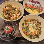 青山Indigo - 盛りだくさんのサラダ